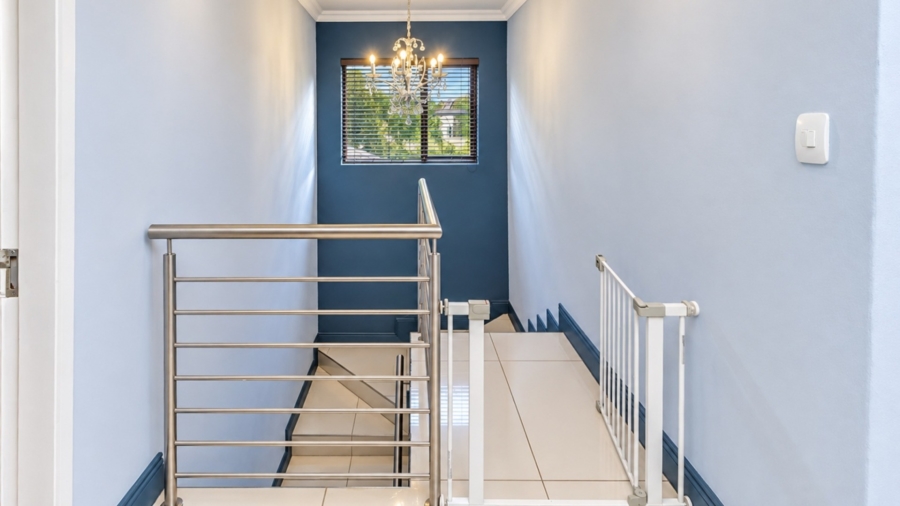 3 Bedroom Property for Sale in WestLake Country Safari Estate North West